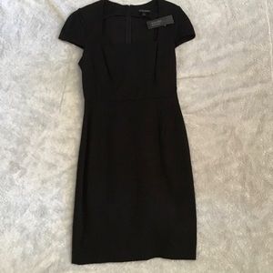 Beautiful little black dress!